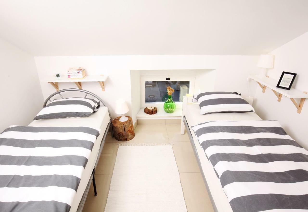 Eagle'S Nest Hostel Постойна Екстериор снимка